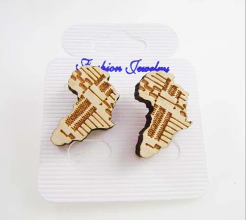 

Free Shipping!! 1.9*2.5cm Engraving Africa Map Wood Studs