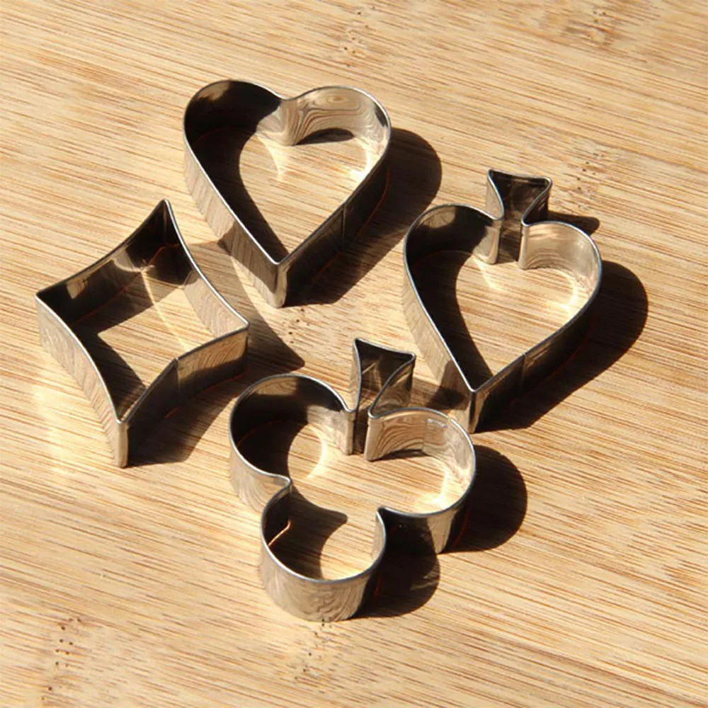 4pcs Cookie Cutter Tools Aluminium Alloy Gingerbread Shaped Holiday Biscuit Mold Egg Cooker Kitchen cake Decorating Tool 6.25 | Дом и сад