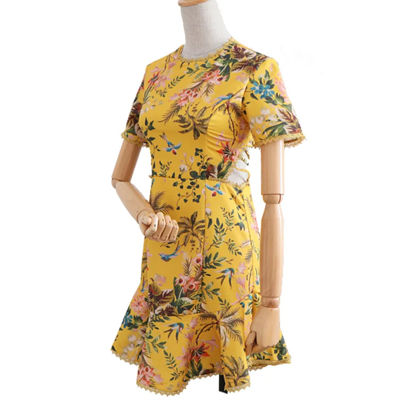 Летнее Платье Женщины 2017 Новый Цветочный Полым из Кружева Бинты Вернуться Тонкий