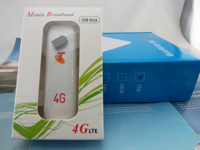 Huawei 4G  35dBi TS9 + ZTE MF823 4g lte , lte  micro usb 100 /