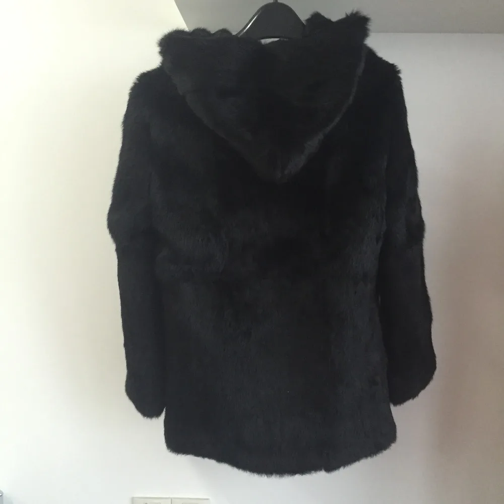 Женское пальто с капюшоном из натурального кроличьего меха | Женская одежда