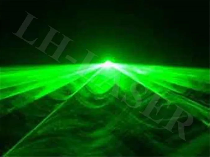 Лампа с зеленым лазером 500 МВт от lh laser для рождественской рекламы и логотипов|laser