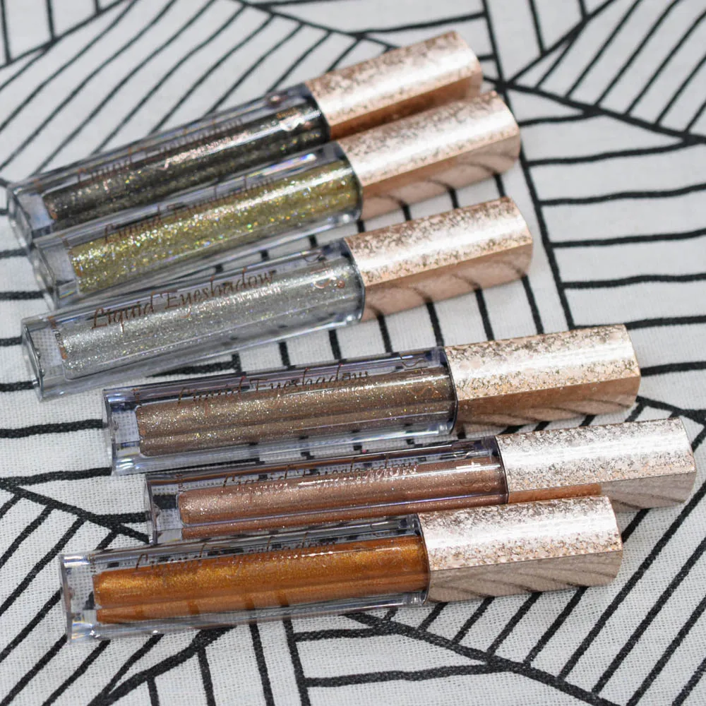 Семь штук набор жидких теней для век Ushas, макияж металлический глиттер Жидкая палочка для теней для глаз Матовые тени для век Косметическая палитра.