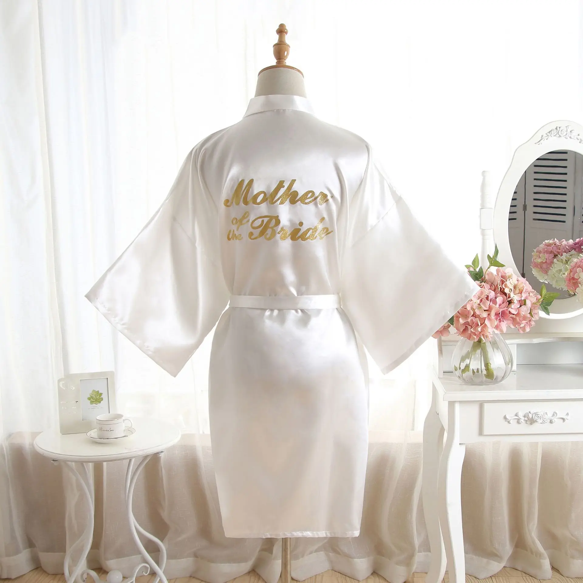 Mother of the Bride3 Шелковый атлас для свадьбы, невесты, подружки невесты Matron/Maid of honor мать невесты костюм жениха сплошной Халат короткий банный халат-кимоно - Цвет: Mother of the Bride3
