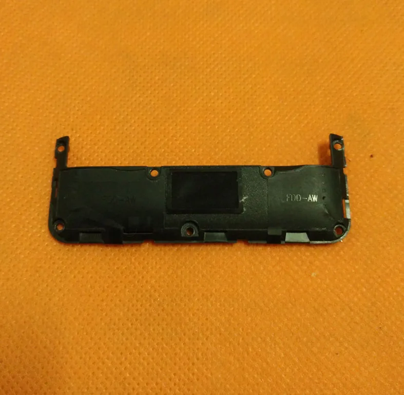 Используется оригинальные динамиком зуммер звонка + Телевизионные антенны для