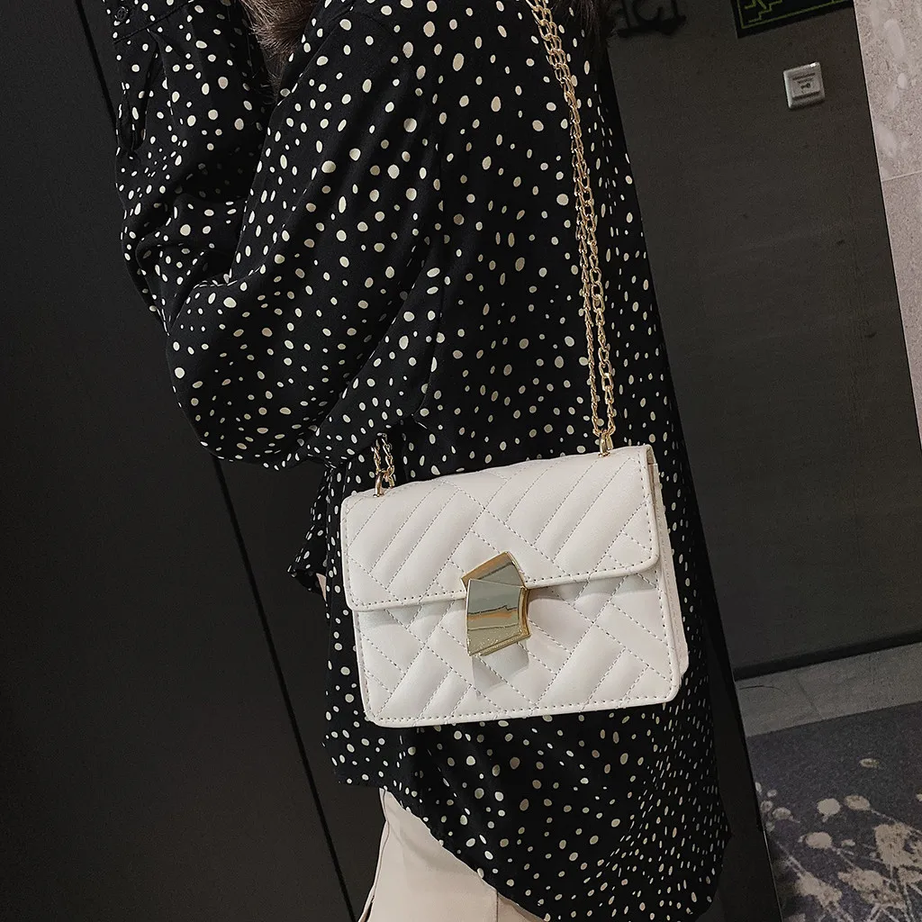 

New crossbody bags Women Embroidery Fan Lock Messenger Bag Shoulder Bag Simple Fashion Small Square Bag bolso mujer