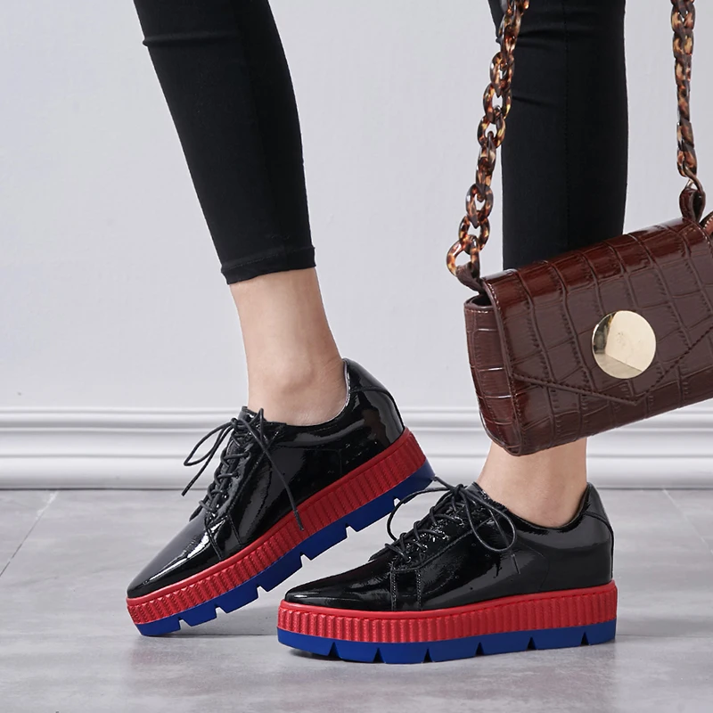 

Women's patent leather lace-up platform flats oxfords brand designer hold breathable spring new comfortable female brogues shoes