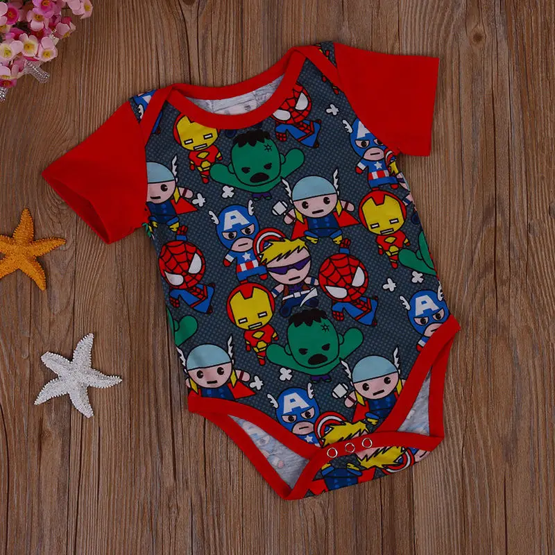 Новинка Модный комбинезон с супергероями для новорожденных мальчиков летняя