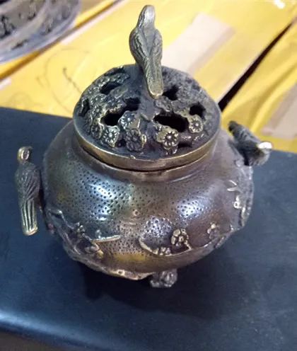 Китайская старинная статуя из красивой бронзы с резьбой и благовониями в