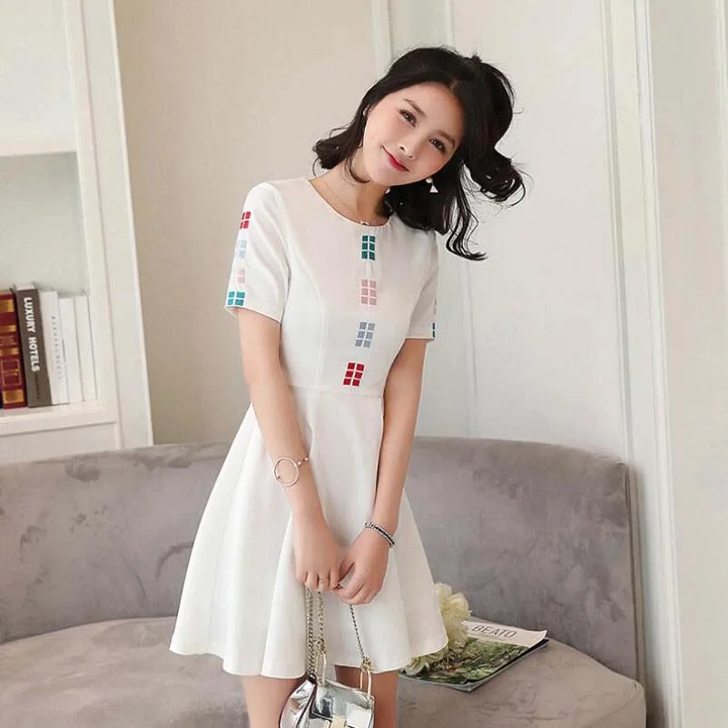 NoEnName_Null Летний Новый Белый женщин Сексуальный Вышивка Dress Casual О-Образным Вырезом