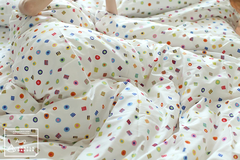 Хлопковый комплект постельного белья с мультяшным принтом в подарок удобный