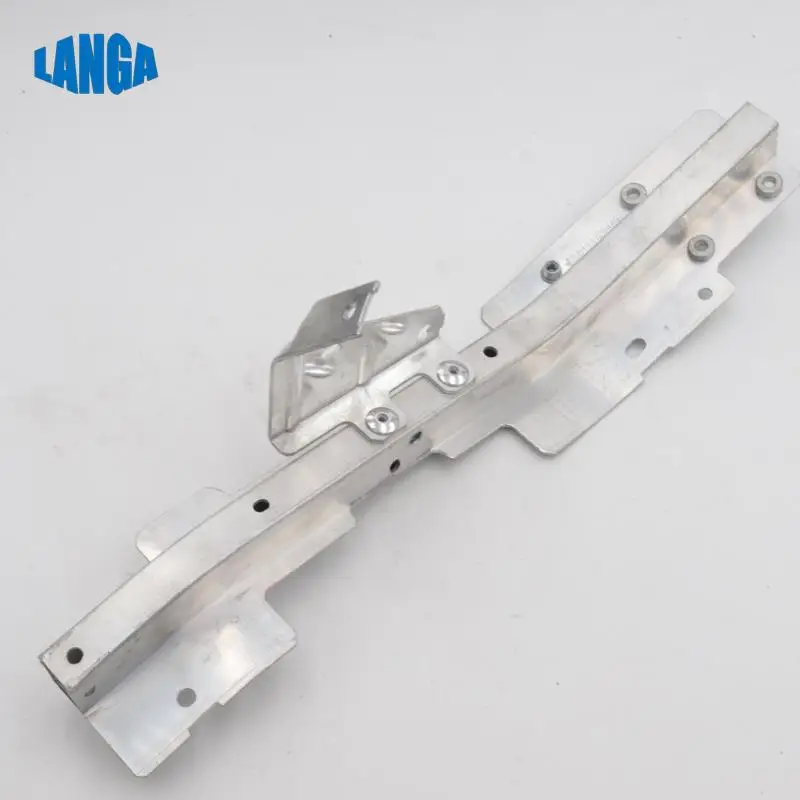 Пассажирская боковая опора для фар подходит BMW F15 F16 OEM: 51647294492 справа | Автомобили и