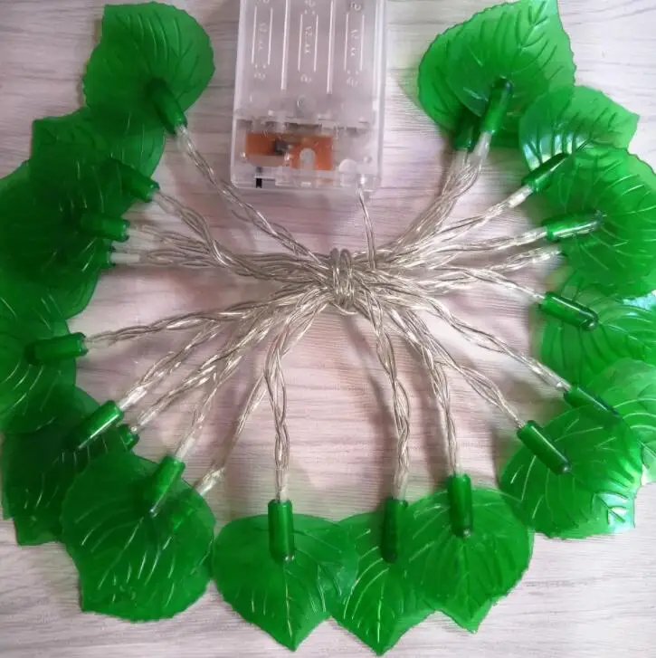 LED decorative lamp string festive festival leaf shape outdoor waterproof flash Christmas tree hanging | Лампы и освещение