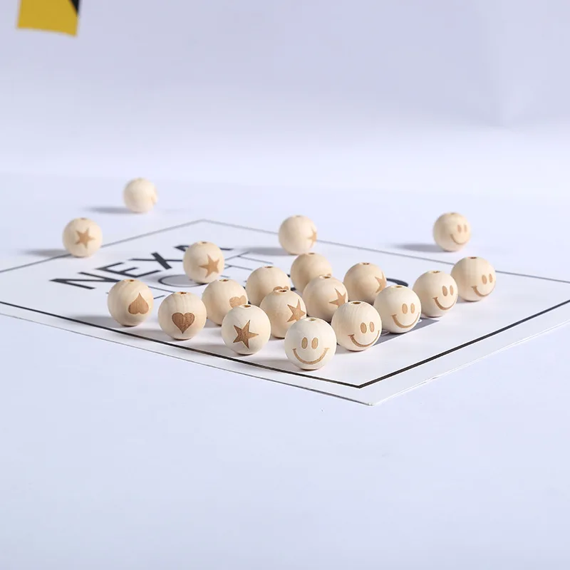 

40Pcs/lot 20mm Natural Wooden Round Beads Smiling Face Heart Crown Star Baby Teether Child Teething Beads for Necklace Making