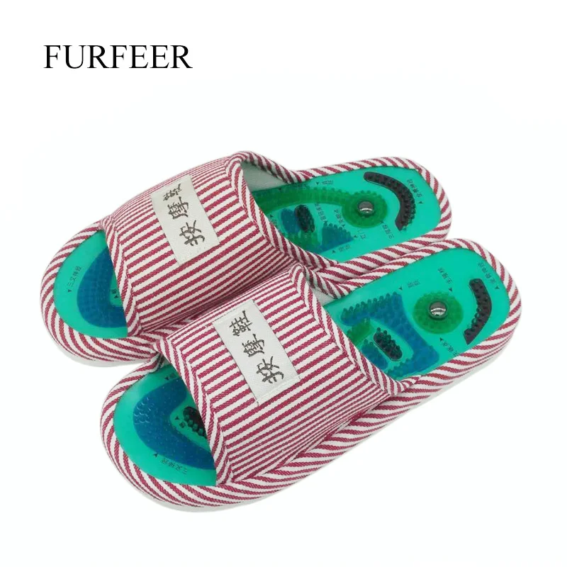 Женские массажные тапочки в красную полоску домашние Нескользящие шлепанцы для