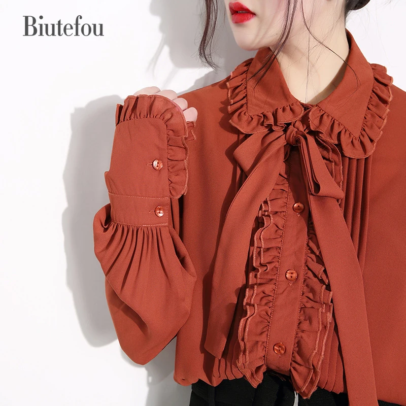 Новое прибытие весной и летом Ретро плиссированные 3d кружева Рубашки для