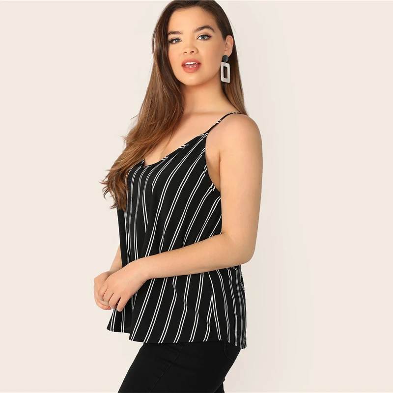 SHEIN, женский топ в тонкую полоску с v-образным вырезом на бретельках размера плюс, Летние повседневные топы в полоску с v-образным вырезом