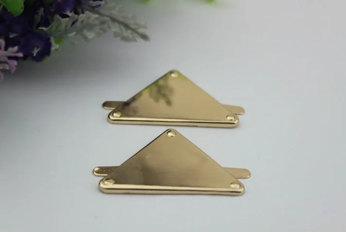 6pcs/lot Pale golden metal plate triangle brand bag decoration accessories hardware buttons female | Багаж и сумки