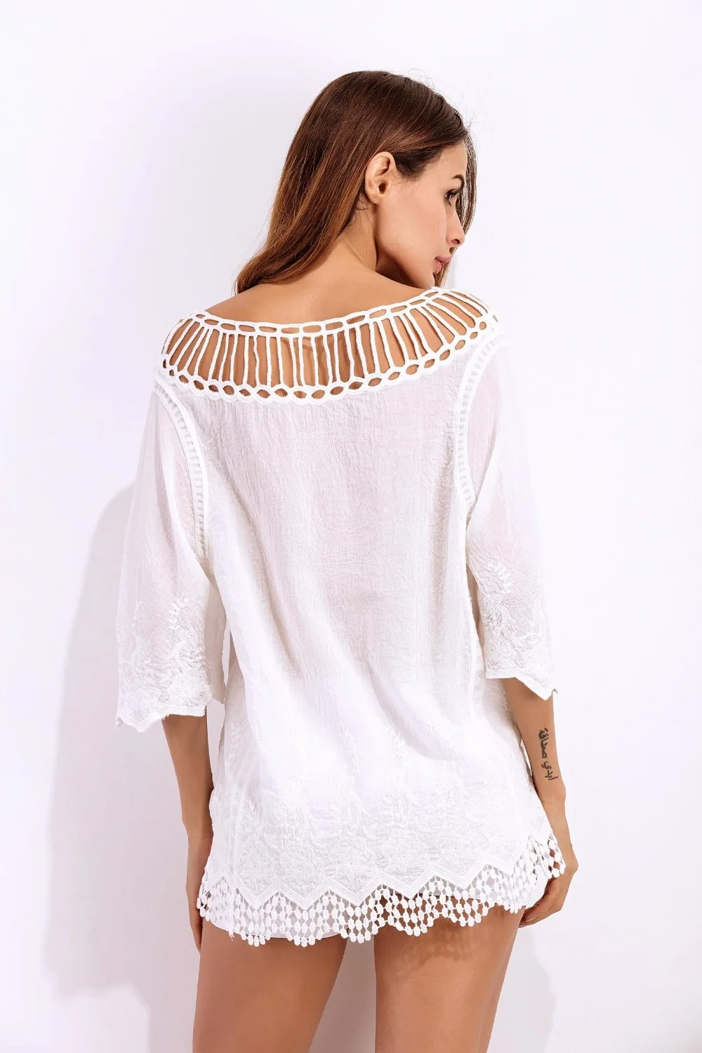 Beach cover up bikini crochet summer beach tunic swimsuit woman flower white hollow pareo wear Brazilian Biquini |