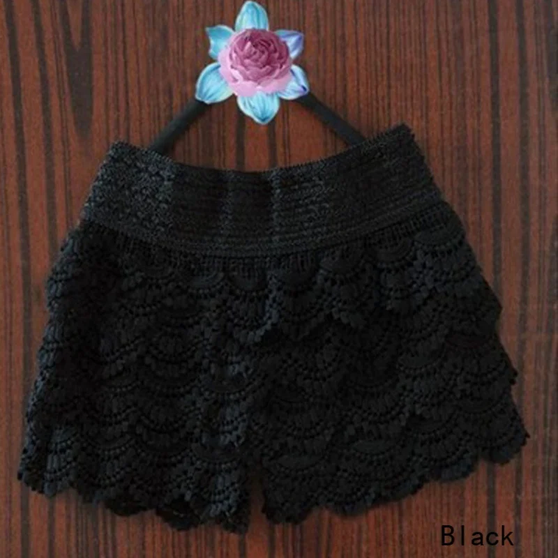 Черный Girls Shorts Summer Lace Crochet Elastic Waist Slim Women Short Pants Tops Sexy Skinny Ladies Shorts - Цвет: Черный