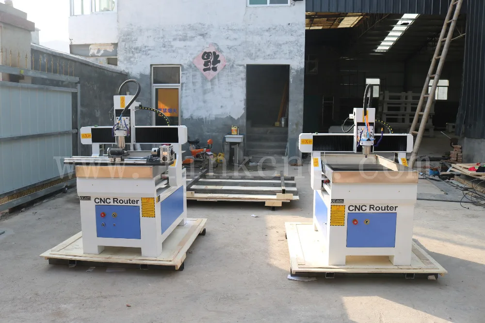 Горячие продажи и Хорошее качество фрезерный станок с чпу машина 6090/cnc гравер для