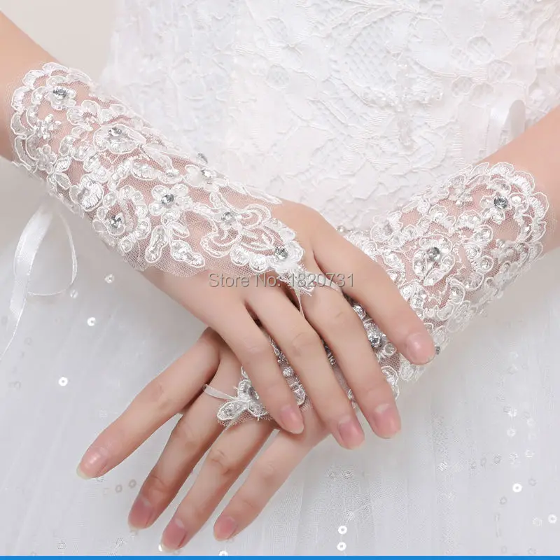 Кружевные перчатки с крючком недорогие короткие для свадьбы|bride gloves|wedding glovesshort
