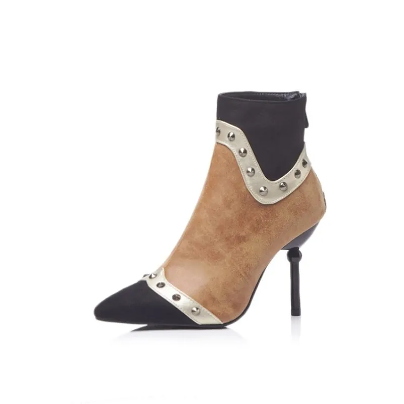 

Women's Shoes