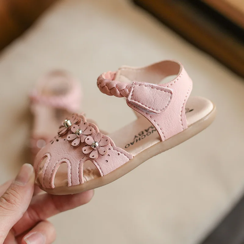 Сандалии Детские с мягкой подошвой кроссовки для маленьких девочек модные
