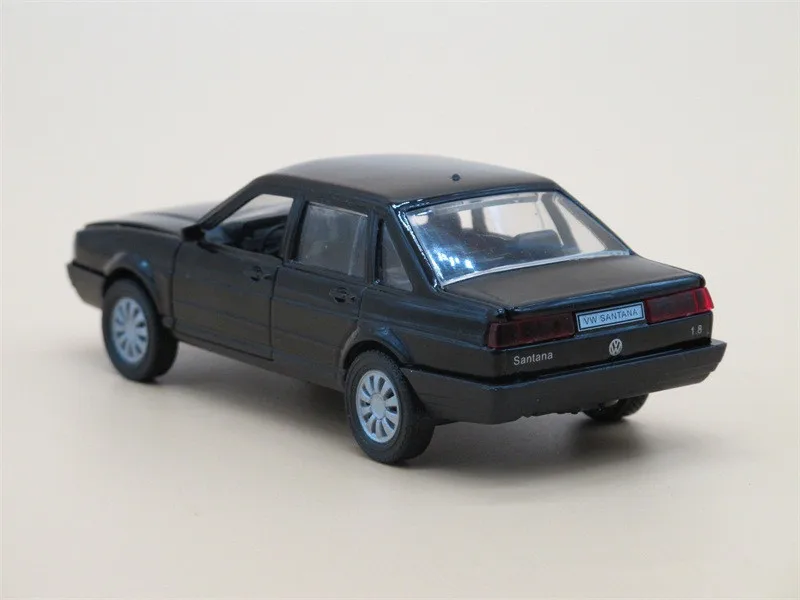 Classic cars alloy car models 1:32 Sound and light back to power the best-selling children's toy free shipping |