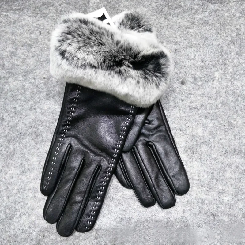 Женские теплые перчатки FXFURS осенние и зимние из натуральной овчины натурального - Фото №1