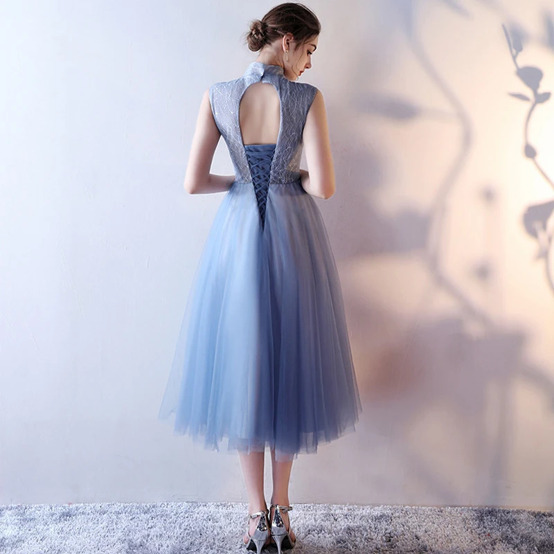 Элегантные платья невесты синее платье средней длины с высоким воротом для