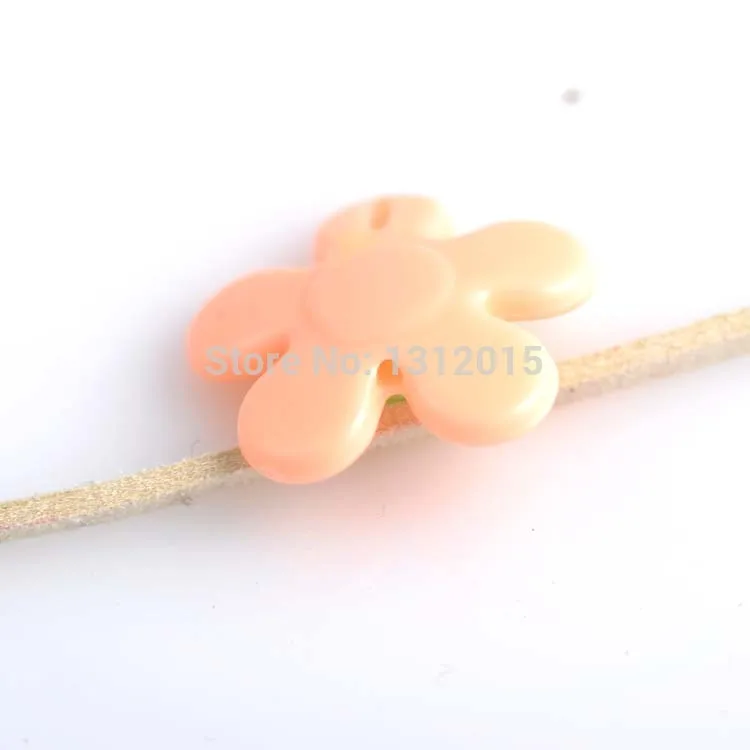 Оптовая продажа акриловые бусины счастливого цвета с отверстиями Цветочные