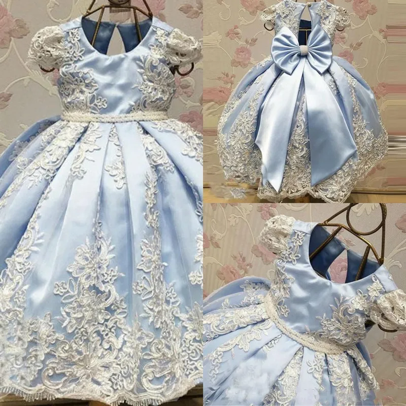 

Light Blue Girls Pageant Dresses Applique Pearls Satin First Communion Dress Baby Girls Party Princess Birthday Gown with Bow