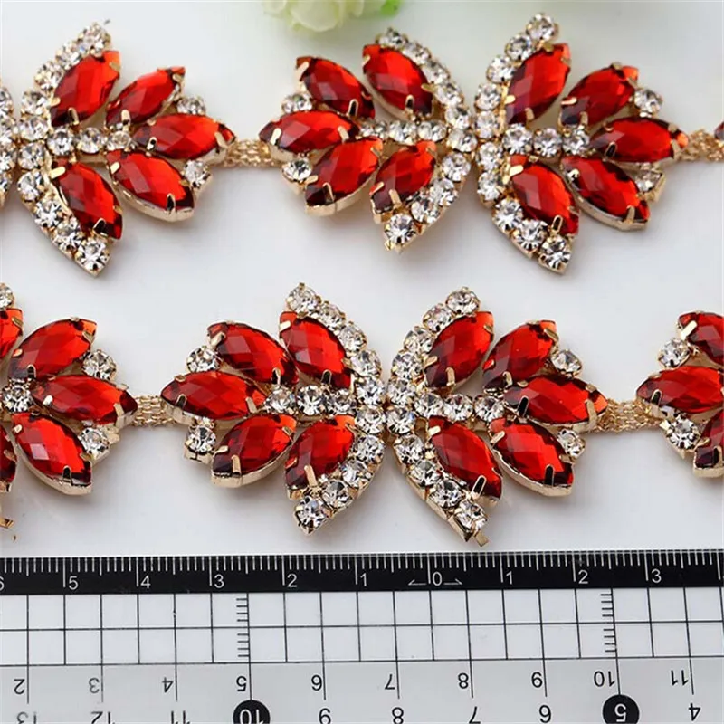 Цепочка со стразами и красным сапфиром золотистого цвета|rhinestone chain|crystal rhinestone