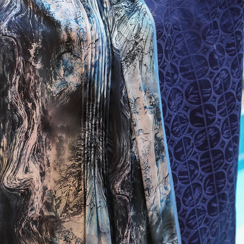 VOA Silk Robe Stain Muslim Dresses Women Clothes Casual Loose Plus Size Long Dress Printed Bat Sleeve Abaya Dubai Kaftan A701 |
