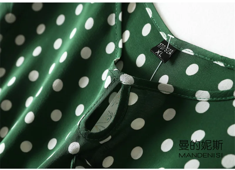 Женское Летнее шелковое платье в горошек зеленое элегантное из натурального