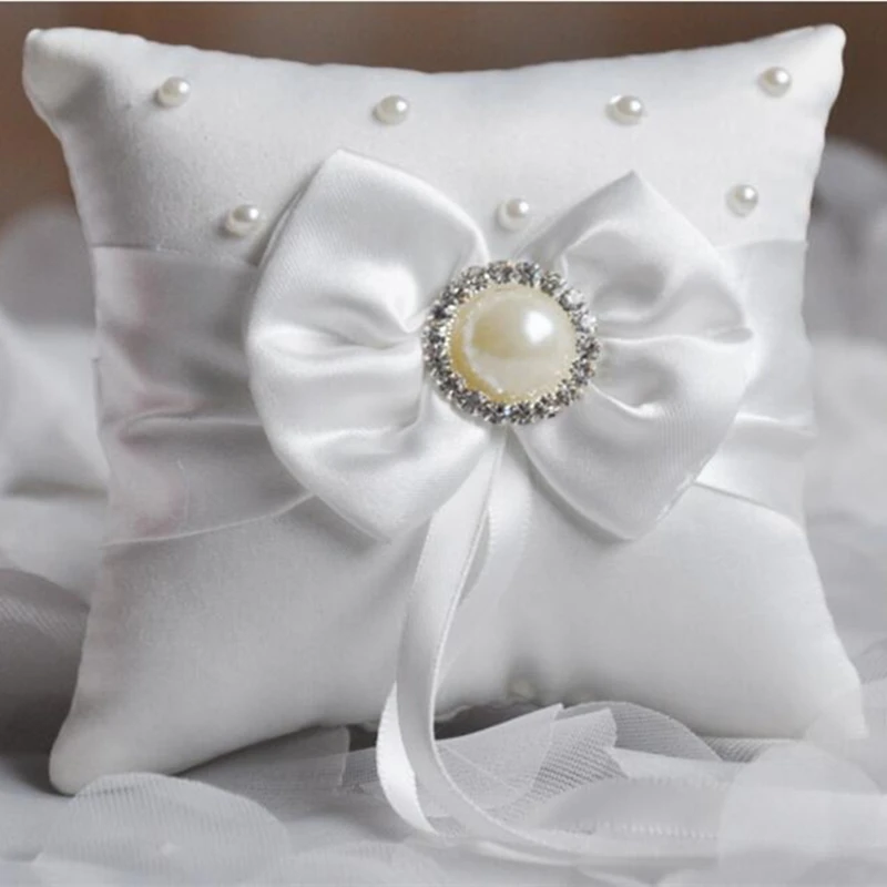 

1pc 20x20cm Wedding Ring Pillow Ribbon Bowknot Pearls Satin Cushion European Wedding Decoration Party Supplies