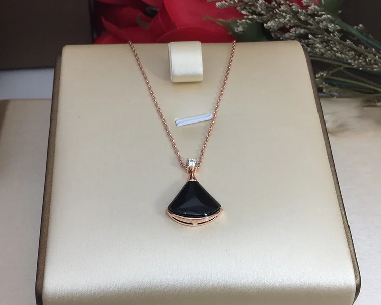 Розовое золото маленький веер белая ракушка ожерелье подвеска сетка Красная