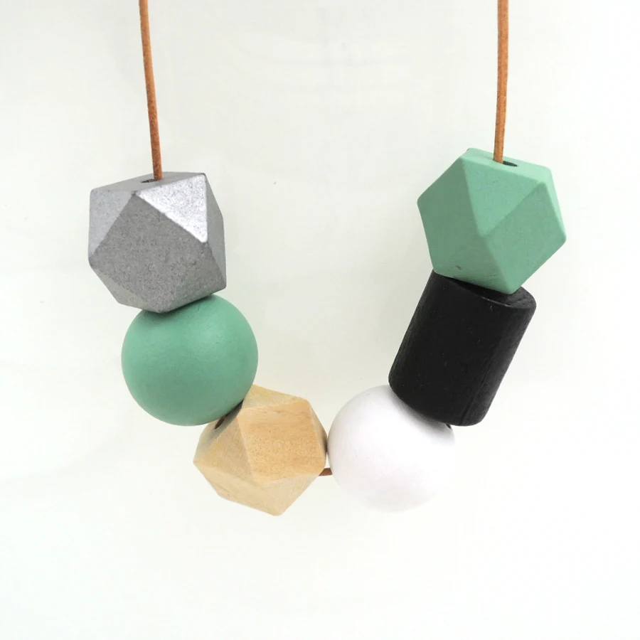 Простое украшение светлые деревянные женские ожерелья подвеска с бисером черные