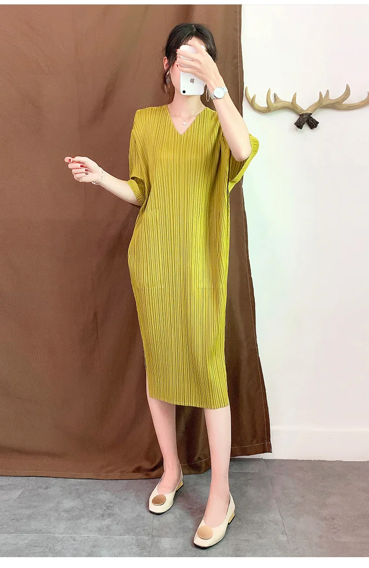 Miyake fold платье с v-образным вырезом летнее Новое свободное платье плюс размер рукав летучая мышь Плиссированное женское платье sanzhai
