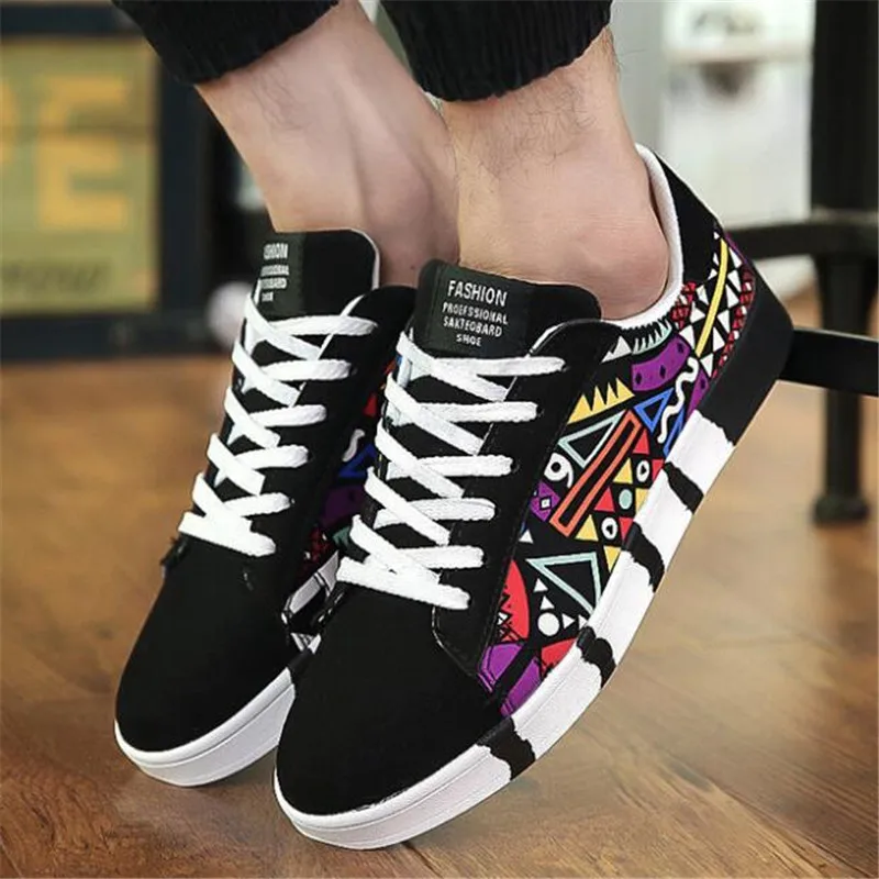 Men's Vulcanize Shoes Lace-up Fashion printed canvas shoes Spring Autumn Flat Black White Blue Casual Male Sneakers 2019 | Обувь