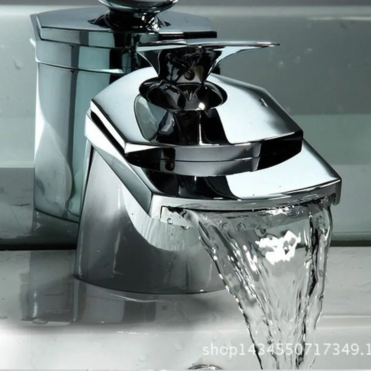 Смеситель для кухни на экспорт кран водопад с широким отверстием Утконос