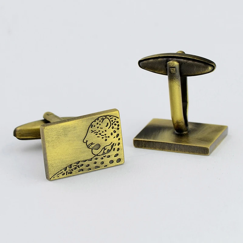 Retro brass leopard pattern cufflinks square bullet cufflink engraved animal fashion | Украшения и аксессуары