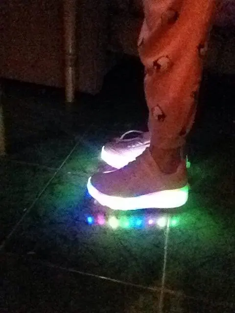 Heelys, новинка, USB зарядка, светодиодный, цветные, детские, модные кроссовки, обувь для катания на роликах, обувь для мальчиков и девочек, 21 цвет