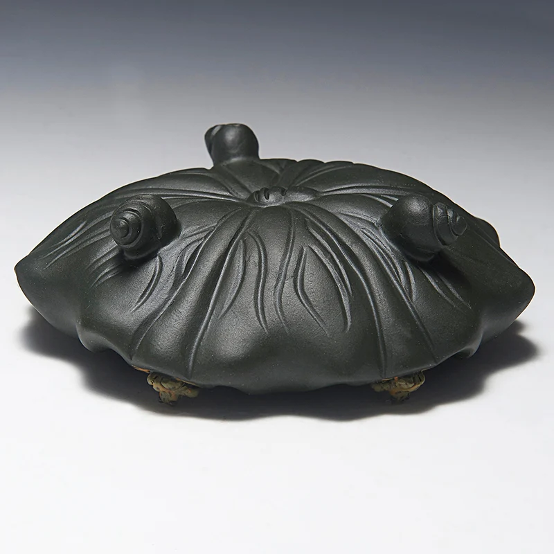 

Creative Lotus Leaf Water Spray Frog Tea Pet Yixing Purple Clay Handmade Crafts Tea Set Play Tea Ceremony Accessories Home Decor