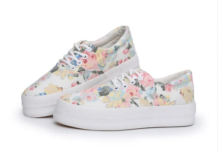 free shipping Canvas women sneakers lace up adult sport shoes fashion design brand new A307 |