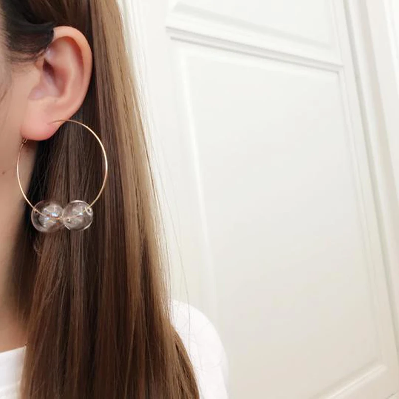 Серьги кольца женские из прозрачного стекла с двумя стеклянными шариками