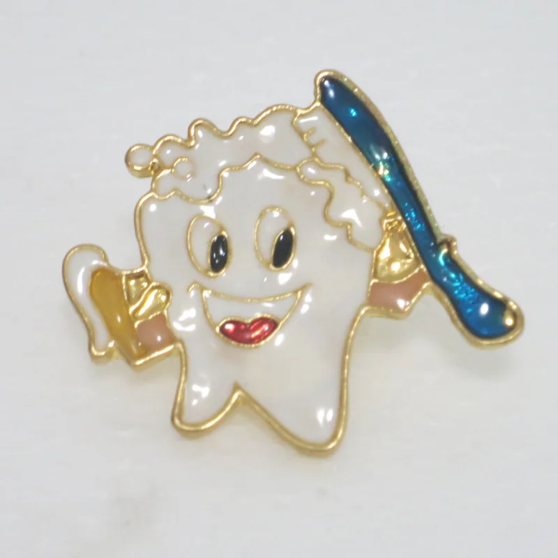 

Dental simle Badge Dental clinic gift Metal Tooth Type Shape Molar Brooch Badge Dentist Hygienist Pin Accessories Adornment