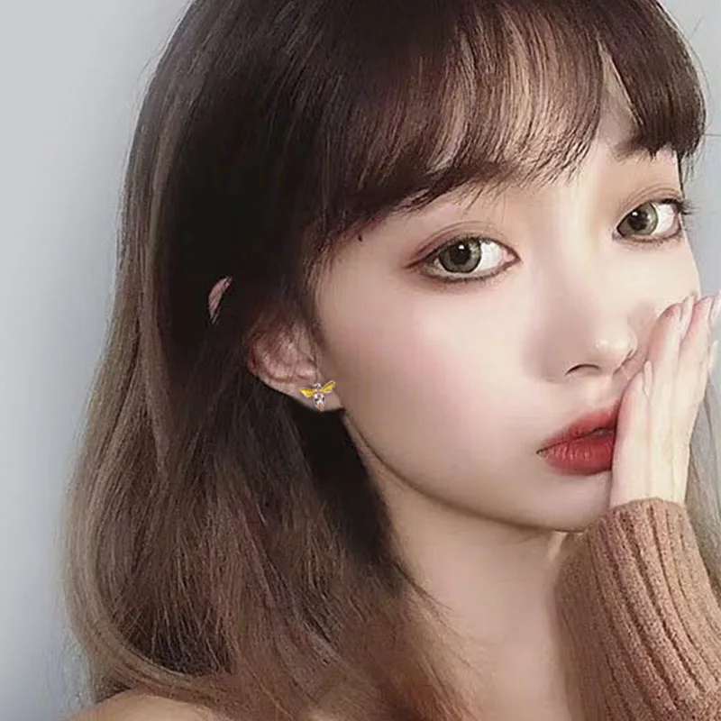 Корейский темперамент леди личность студент уха гвоздь Асимметричный цветок