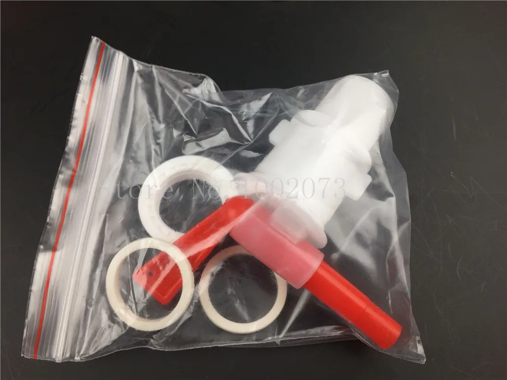 Пластиковый Смеситель в бутылку 30 шт./лот|bottling bucket|spigot tapbucket plastic spigot |